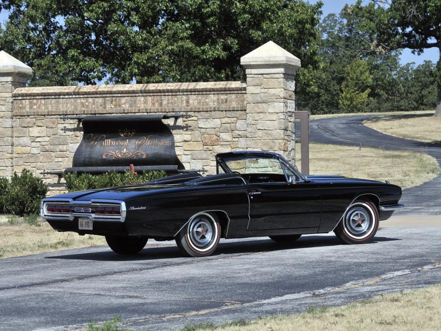  Ford Thunderbird Convertible 1966 года  (фото 13 из 25)